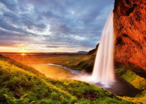 SELJALANDSFOSS WATERFALL