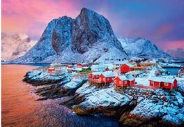 HAMNOY VILLAGE